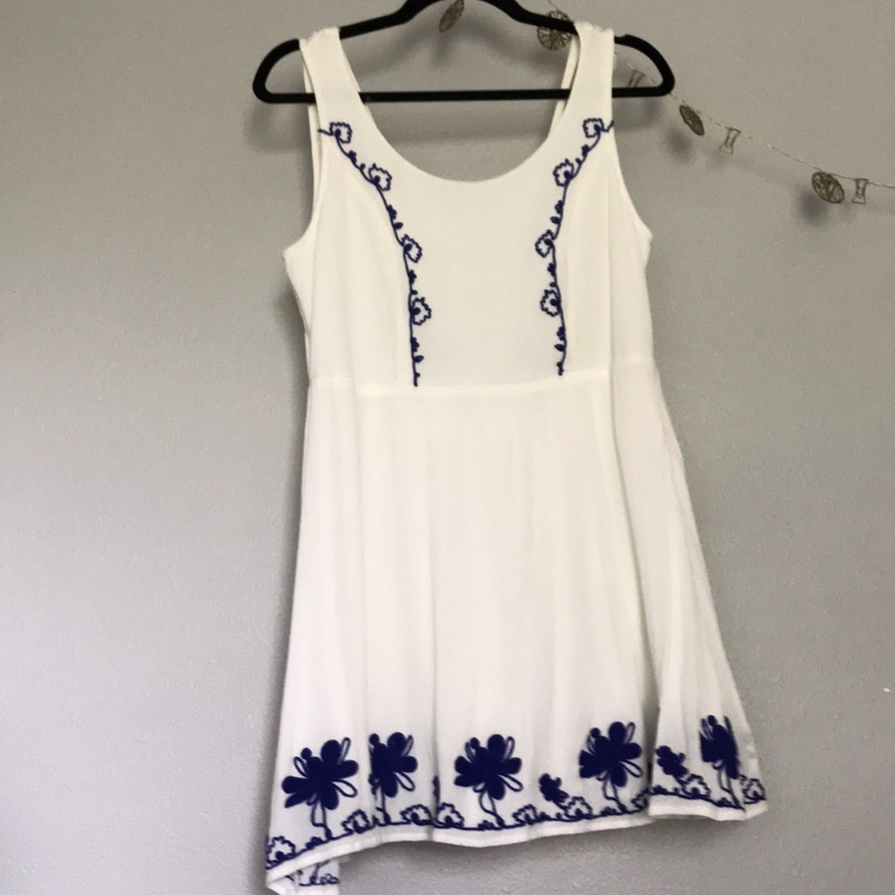 Womens boho dress white NEVER WORN